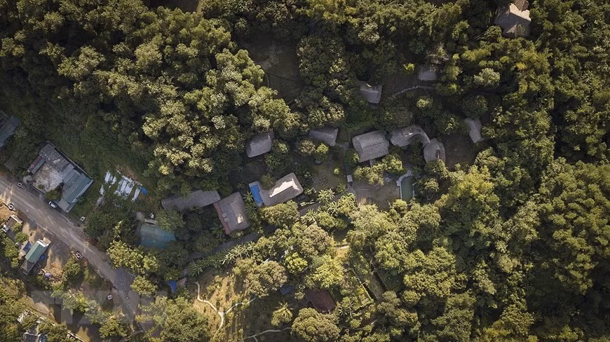 Le Musée de l’espace culturel des Muong a été construit par le peintre Vu Duc Hieu sur une superficie de plus de 4.000 m², dans l’arrondissement de Thai Binh, ville de Hoa Binh, province du même nom.