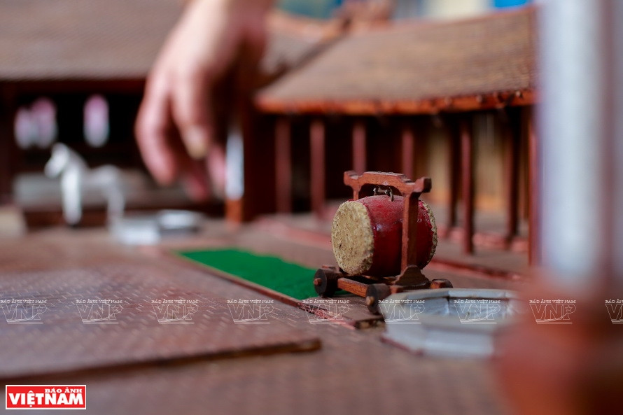  Le tambour a été fabriqué en cuir. Photo : Vietnam Illustré