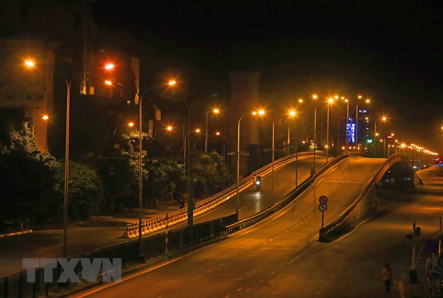 La rue Tran Duy Hung. Photo : VNA