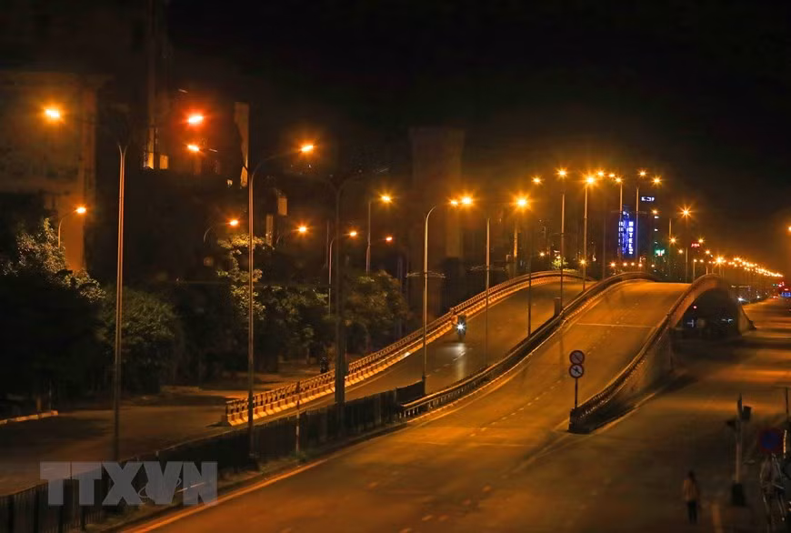 La rue Tran Duy Hung. Photo : VNA