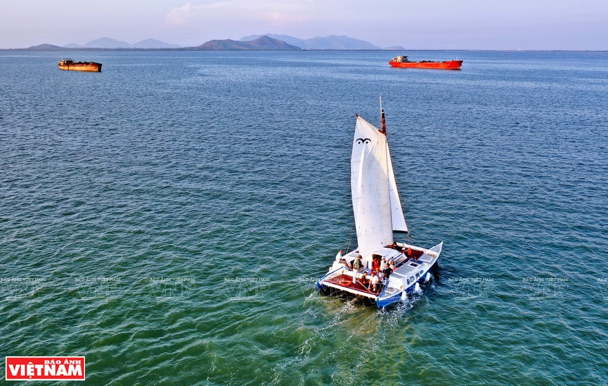 Dotée de belles plages avec de sable blanc et d'eau limpide, Vung Tau attire des touristes toute l’année.