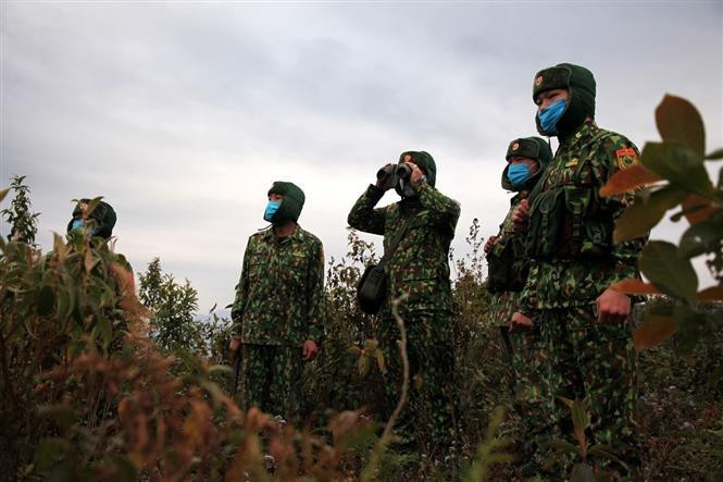 Patrouille des gardes-frontières du poste de Huoi Luong, dans la province de Lai Chau. Photo: VNA