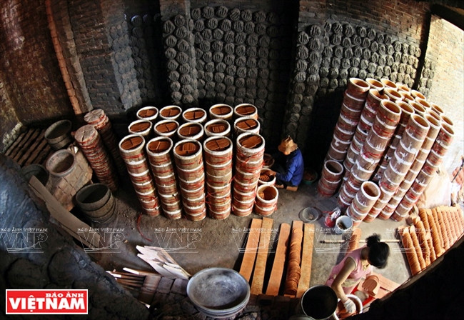 La commune ne dispose que de 100 ménages utilisant encore la méthode traditionnelle dans la cuisson de la poterie
