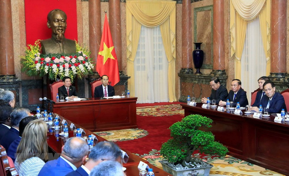 L’après-midi du 19 septembre, le président Tran Dai Quang reçoit des chefs des délégations participant à la 14e Assemblée de l’ASOSAI (Organisation asiatique des Institutions supérieures de contrôle des finances publiques). 