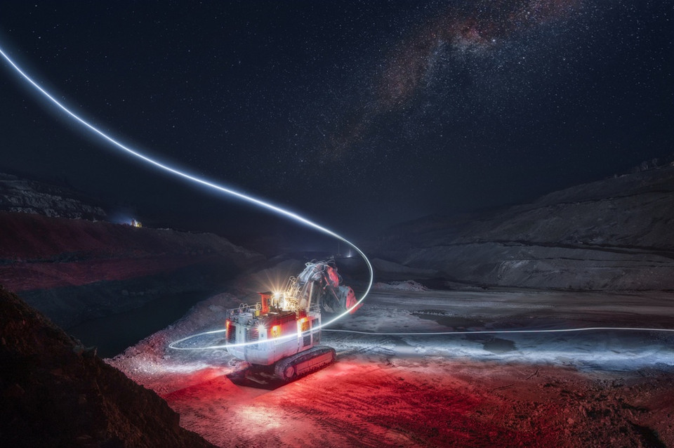 Les Drone Photo Awards sont un prix prestigieux dans la catégorie de la photographie par drone. Il s'agit d'une branche distincte des Siena International Photo Awards, un prestigieux prix apparu en 2015. Les organisateurs veulent le séparer pour le différencier de la photographie traditionnelle.