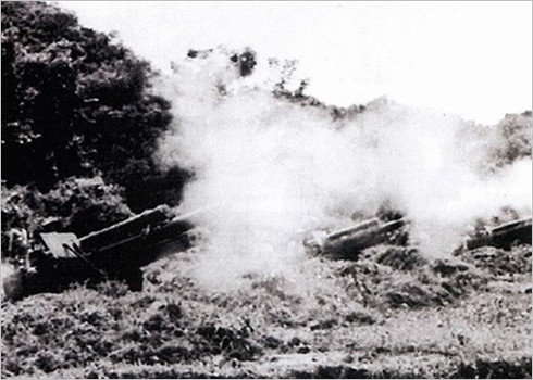 Assaut de la force d’artillerie sur les bases de Him Lam, le 13 mars 1954.