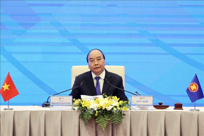 Le Premier ministre Nguyen Xuan Phuc prend la parole à l'événement.