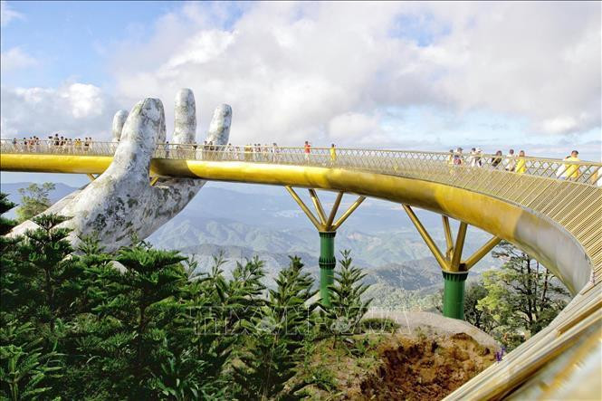 Le Vietnam devient une destination des touristes étrangères. Photo: VNA