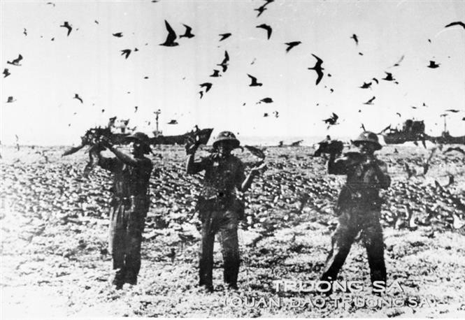 L'unité N°126 de la force de commando sur l'archipel de Truong Sa libéré, le 29 avril 1975. Photo: VNA