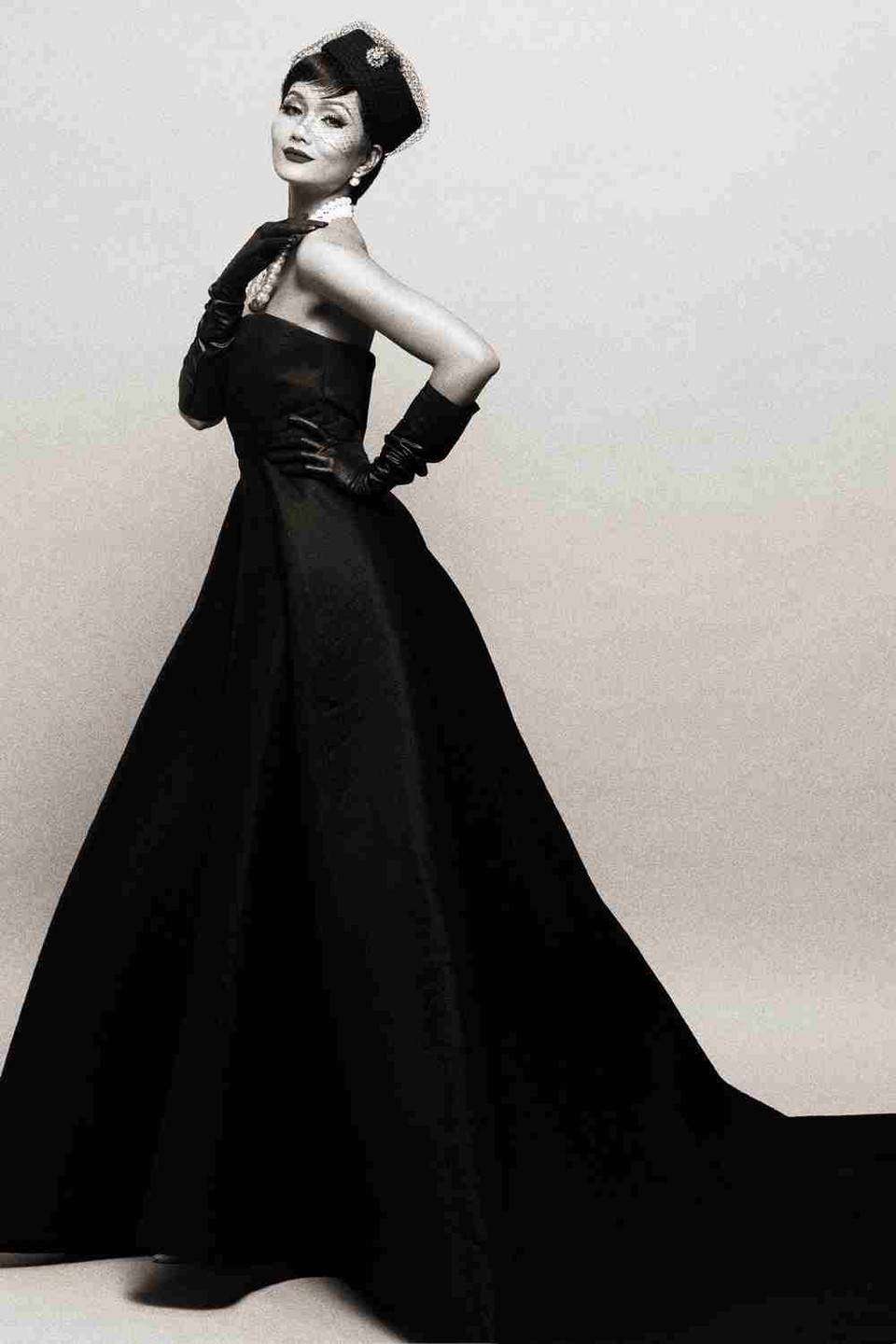 Avec ce titre, H’Hen Niê est la première Vietnamienne à être sacrée Timeless Beauty du Missosology.