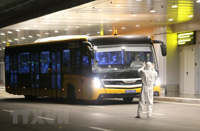 L’avion transportant ces ressortissants a atterri à 05h04 à l’aéroport international de Vân Dôn, dans la province septentrionale de Quang Ninh.