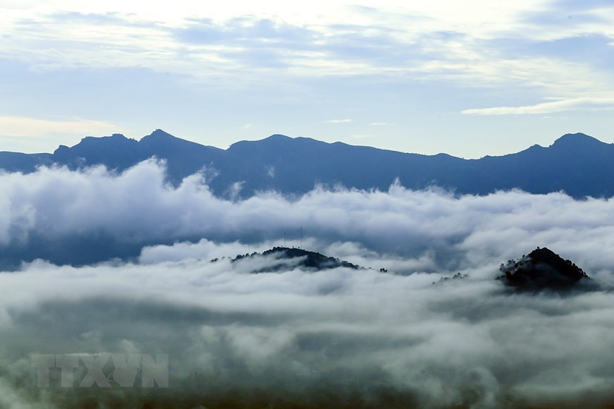 Mer de nuages dans les montagnes du Nord-Ouest.