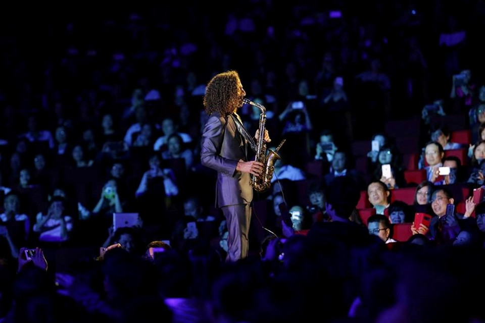 Le concert a duré près de deux heures.