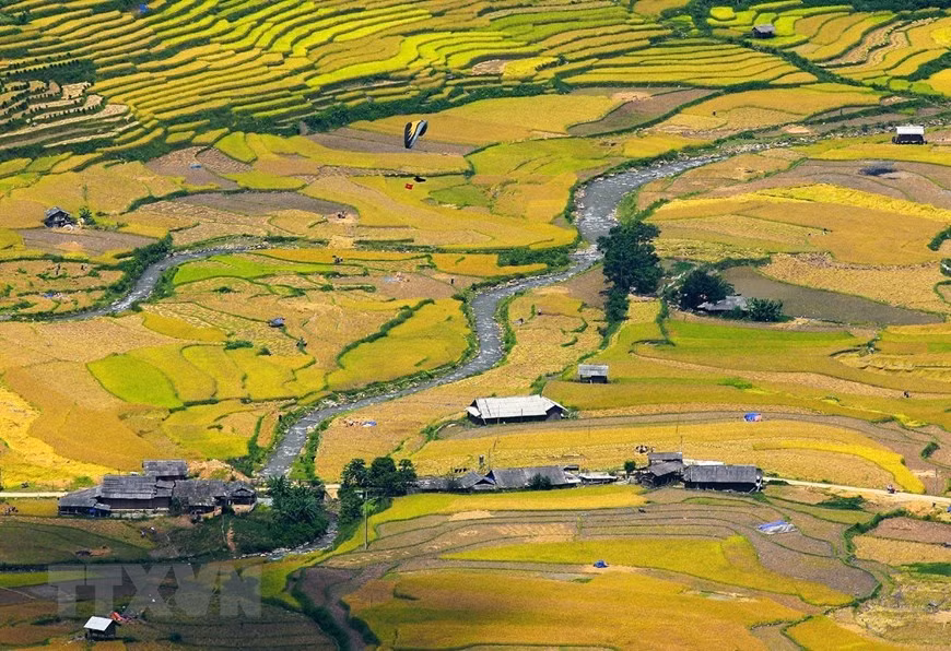 Situées à 1.000 m d’altitude sur le flanc sud-ouest de la chaîne montagneuse de Hoang Liên Son, les rizières en terrasse de Mù Cang Chai forment l’un des paysages les plus extraordinaires de la province de Yên Bai (Nord-Ouest). Photo: VNA 