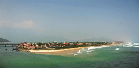 La baie de Lang Cô, province de Thua Thiên-Huê (Centre).