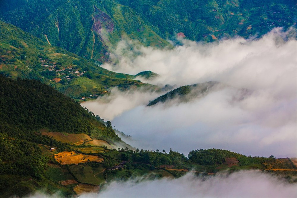 Le col de Khau Pha du Vietnam est magnifique quand la saison du riz commence d'aril à septembre ou octobre. Photo: VNP
