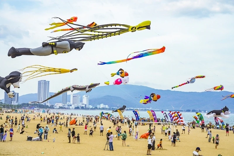 Le festival propose un spectacle époustouflant à partager en famille ou entre amis permettant d'admirer, pendant 3 jours, une multitude de cerfs-volants. Photo: CPV