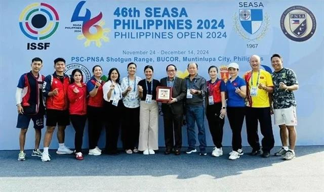 La délégation vietnamienne au 46e Championnat de tir de l'Association de tir d'Asie du Sud-Est (SEASA) le 6 décembre à Muntinlupa, aux Philippines. Photo: gracieuseté de la délégation sportive vietnamienne