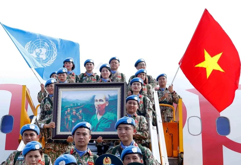L’équipe du génie N°2 du Vietnam partant pour des tâches au sein de la Force intérimaire de sécurité des Nations Unies pour Abyei (FISNUA). Photo : VNA