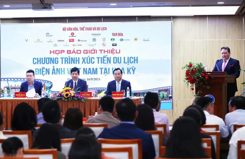 Selon le ministère de la Culture, des Sports et du Tourisme, c'est la première fois que le Vietnam organise un programme de promotion du tourisme vietnamien et du cinéma aux États-Unis. Photo: Comité organisateur