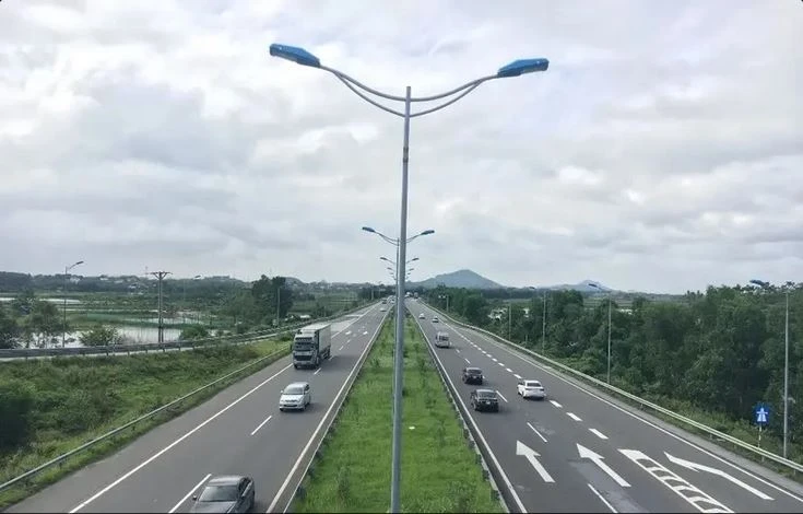  Un tronçon de l’autoroute Nord-Sud. Photo : VNA