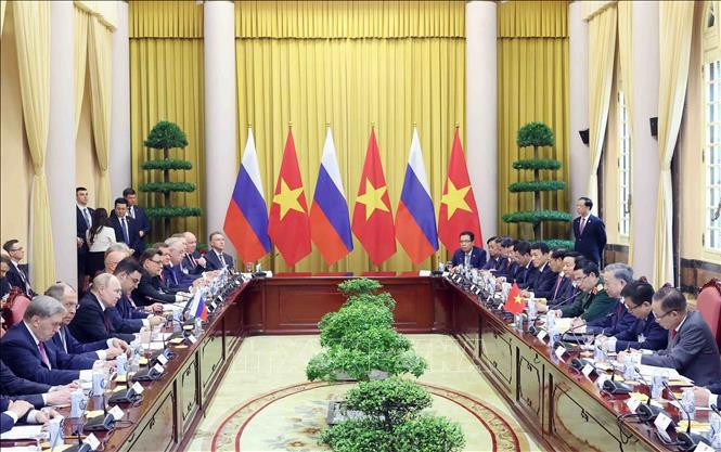 Entretien entre le président vietnamien Tô Lâm et le président russe Vladimir Poutine, à Hanoi, le 20 juin. Photo: VNA