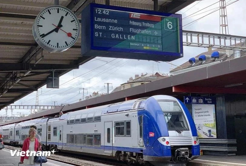 Un train à grande vitesse en Europe. Photo : VietnamPlus