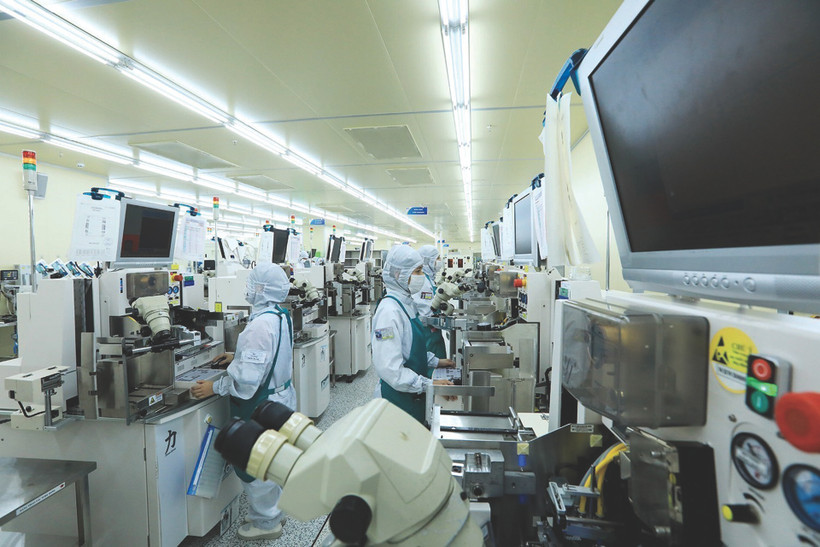 L'usine Hana Micron Vina 2 de la Sarl Hana Micron Vina, dans le Parc industriel de Vân Trung, situé dans le district de Viêt Yên, province de Bac Giang (Nord). Photo : VNA