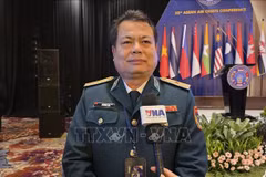 Le général de brigade Vu Hong Son, commandant de l’Armée de l’air et de la défense anti-aérienne du Vietnam, à la 22e Conférence des commandants de l’armée de l’air de l’ASEAN. Photo: VNA