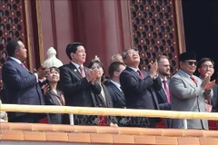 Le président Luong Cuong assiste à la célébration des 80 ans de la victoire contre le fascisme en Chine. Photo : VNA