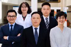 En 2026, cinq scientifiques vietnamiens figurent dans la liste Asian Scientist 100, qui met à l’honneur les chercheurs les plus remarquables d’Asie. Photo: nhandan.vn