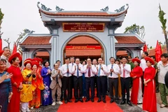 Cérémonie d’inauguration du site commémoratif dédié à l’ancien président du Comité permanent de l’Assemblée nationale, Bui Bang Doan. Photo: VNA