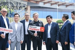 Jensen Huang, PDG de NVIDIA, en visite de travail au Vietnam en décembre 2023. Photo: VNA