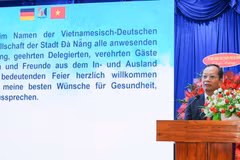 Nguyen Huu Lai, président de l’Association d’amitié Vietnam – Allemagne de Da Nang, lors de l'événement. Photo: nhandan.vn
