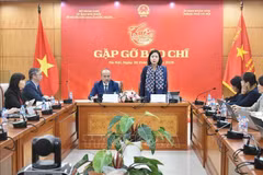 Dans l’après-midi du 26 janvier, à Hanoï, une rencontre avec la presse dans le cadre du programme « Xuân Quê hương » 2026 a été organisée. Photo: VNA