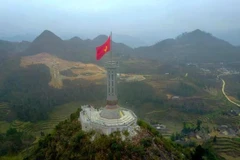 Suspension des visites au Mât du drapeau de Lung Cu du 30 mai au 18 juin. Photo: VNA