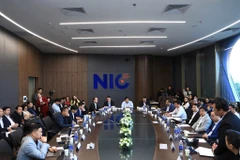 Des responsables du ministère des Finances, du ministère des Sciences et des Technologies, des représentants d'instituts de recherche et d'universités, ainsi que près de 70 experts de 22 pays, participent à l'événement. Photo : NIC