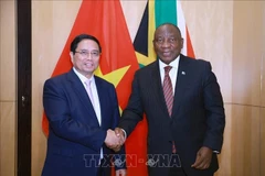 Le Premier ministre Pham Minh Chinh et le président sud-africain, Cyril Ramaphosa. Photo: VNA