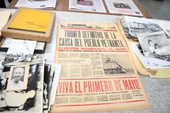 Quelques articles de Granma sur le Vietnam. Photo: VNA
