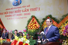 Le Premier ministre s'exprime au premier congrès de l’organisation du Parti du quartier de Tây Hô. Photo: VNA