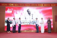 Lancement de la plateforme numérique “A80 - Fierté du Vietnam”. Photo: VNA