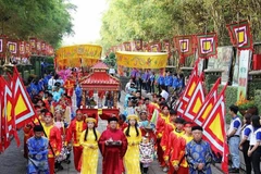 Le Premier ministre Pham Minh Chinh exhorte à organiser les fêtes printanières de 2025 de manière civilisée, sécuritaire et sans tomber dans le gaspillage. Photo: VNA