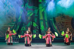 Le Théâtre national de marionnettes du Vietnam apporte des spectacles vivants et accessibles à tous les publics, offrant des moments de détente et véhiculant des messages de joie, d’harmonie entre l’homme et la nature, ainsi que d’optimisme dans la vie quotidienne. Photo: VNA