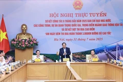 Le Premier ministre Pham Minh Chinh fixe l'objectif d'achever 2.476 km d’autoroutes au 19 août. Photo: VNA