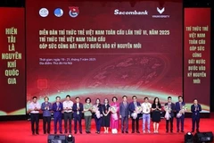 Ouverture du 6e Forum mondial des jeunes intellectuels vietnamiens à Hanoï. Photo: VNA