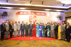 Cérémonie à Bangkok célébrant le 80ᵉ anniversaire de la Fête nationale vietnamienne. Photo: VNA