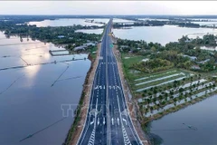 L'autoroute Can Tho – Ca Mau est mise en service technique à partir du 19 décembre 2025. Photo: VNA