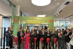 Ouverture de la Semaine du Vietnam chez Monoprix. Photo: VNA