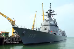Le destroyer JS Asahi des Forces maritimes d’autodéfense japonaises au port de Tiên Sa, à Da Nang. Photo: VNA