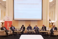 Des délégués à la 38e Conférence annuelle de l'Association des avocats d'Asie-Pacifique. Photo: VNA